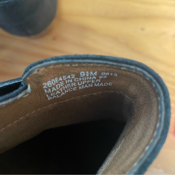 Clarks Spye Belle Black Leather Ankle Booties women’s 9.5 boho - Picture 10 of 10